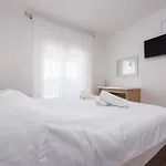 Awesome In With Wifi Zadar