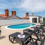 Beautiful Home In Zadar