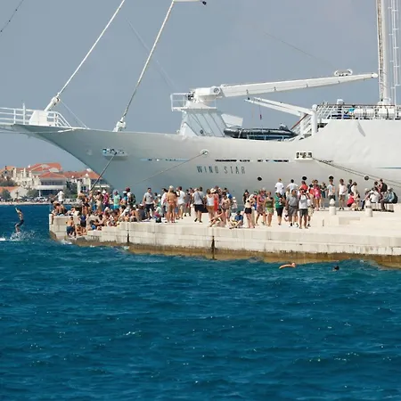 Awesome In With Wifi *