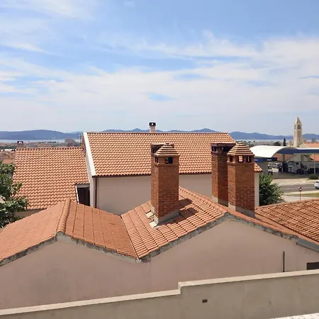 Tatil Evi Awesome In With Wifi Zadar