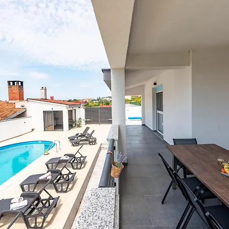 Ferienhaus Awesome In With Wifi