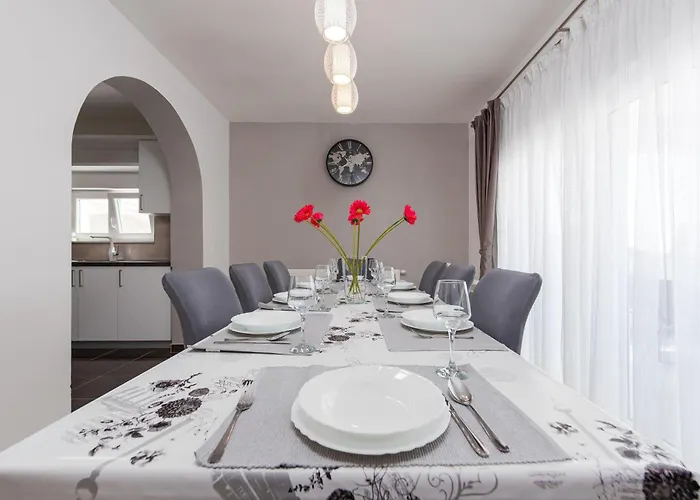 Awesome In With Wifi Holiday home