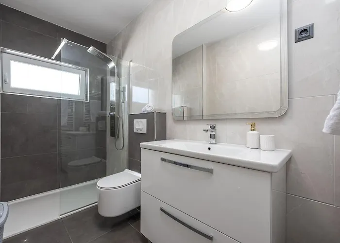 Awesome In With Wifi Holiday home *