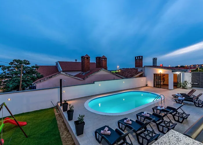 Awesome In With Wifi Holiday home