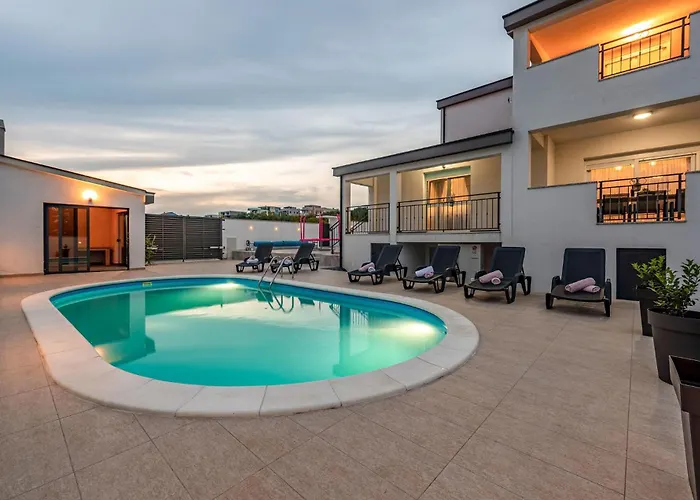 Awesome In With Wifi Holiday home